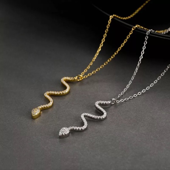 👏🏼Clearance👏🏼S925 Sterling Sliver Snake Shape Necklace - Picture 3 of 9